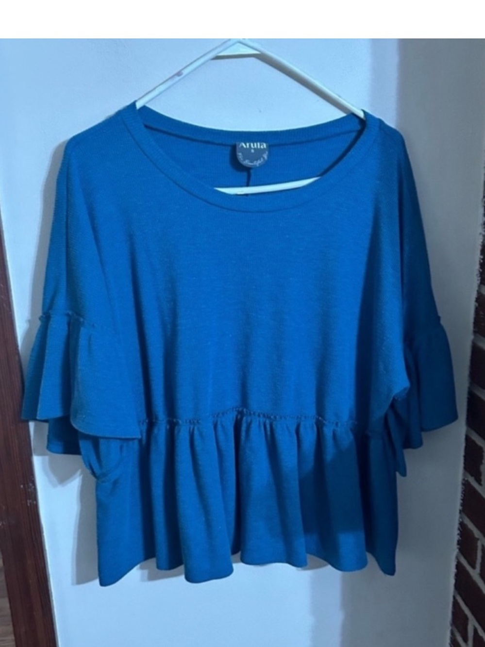 ARULA Size B (18/20) Vibrant Blue
Ruffle Drop Waist Blouse